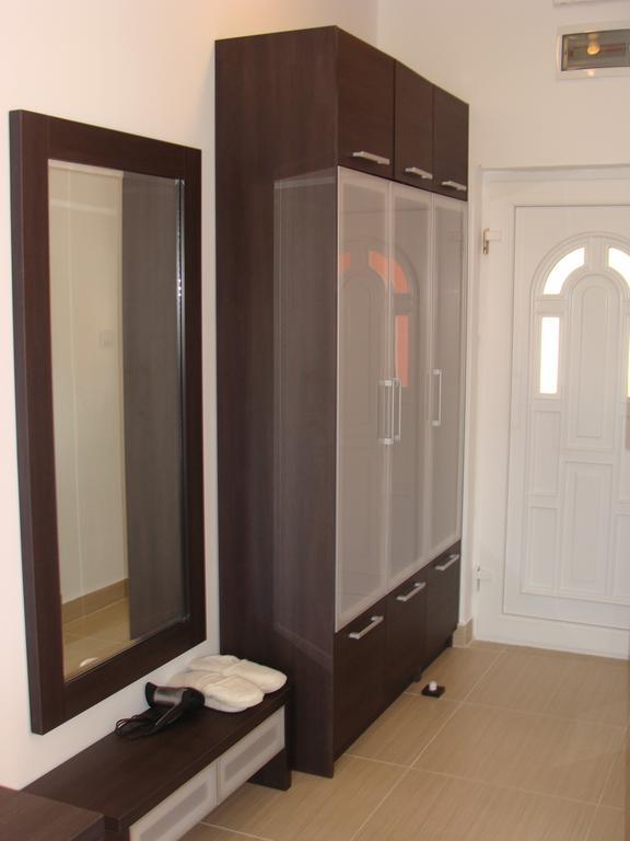 Alessandra Apartments Sveti Stefan Oda fotoğraf