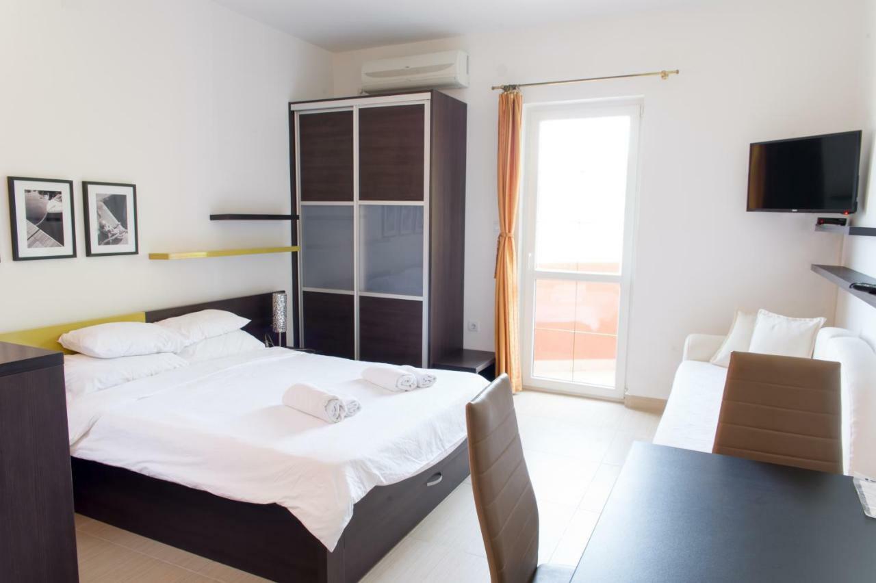 Alessandra Apartments Sveti Stefan Dış mekan fotoğraf