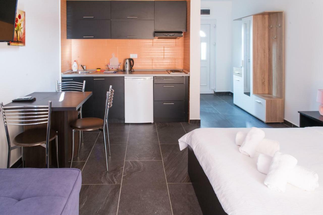 Alessandra Apartments Sveti Stefan Dış mekan fotoğraf