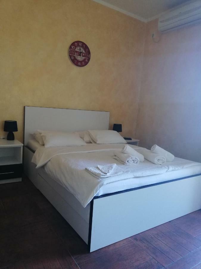Alessandra Apartments Sveti Stefan Dış mekan fotoğraf